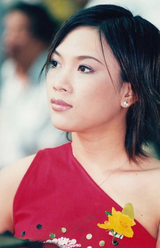 Nữ ca sĩ năm 2000 muốn mua nhà, xe: "Hai năm sau tôi mua được"- Ảnh 2.