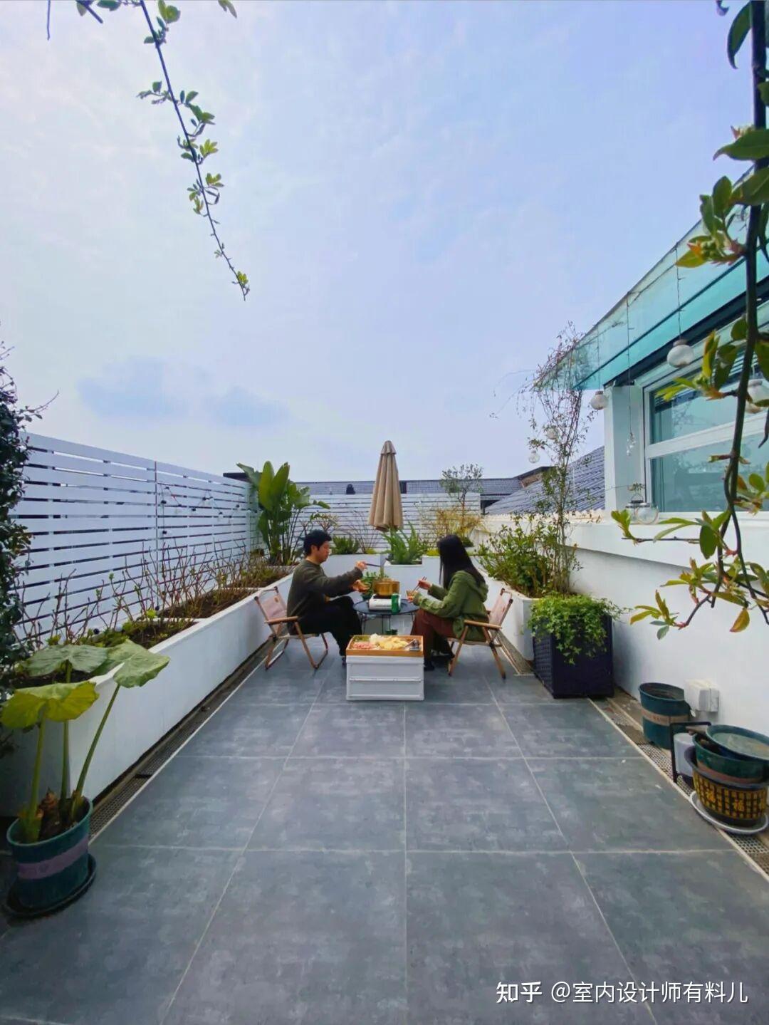 Mùa hè nóng 40°C, tường từng dột nước: 8 năm sống ở căn hộ áp mái khiến tôi hiểu một sự thật - Ảnh 6.