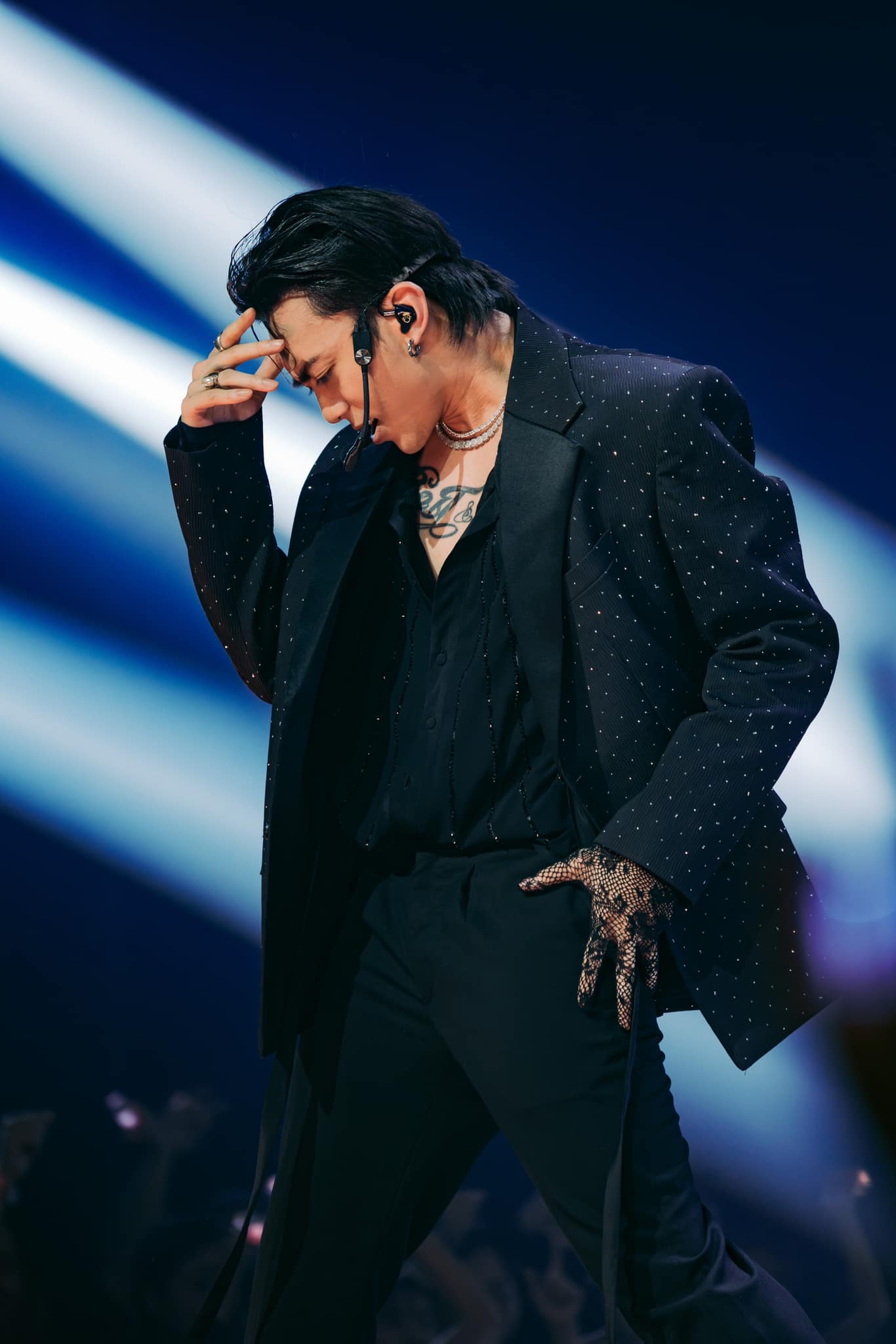 Chủ tịch ACB Trần Hùng Huy lại gây sốt: “Cứ như Soobin Hoàng Sơn phiên bản chủ tịch ngân hàng vậy”- Ảnh 7.