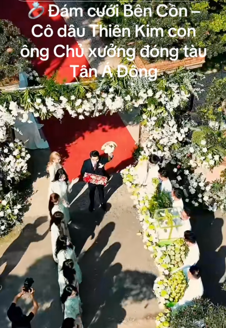 Lễ cưới của ái nữ "ông trùm" đóng tàu Tiền Giang: Không gian tiệc rộng lớn nhưng tư gia nhà gái mới là điểm nhấn- Ảnh 9.