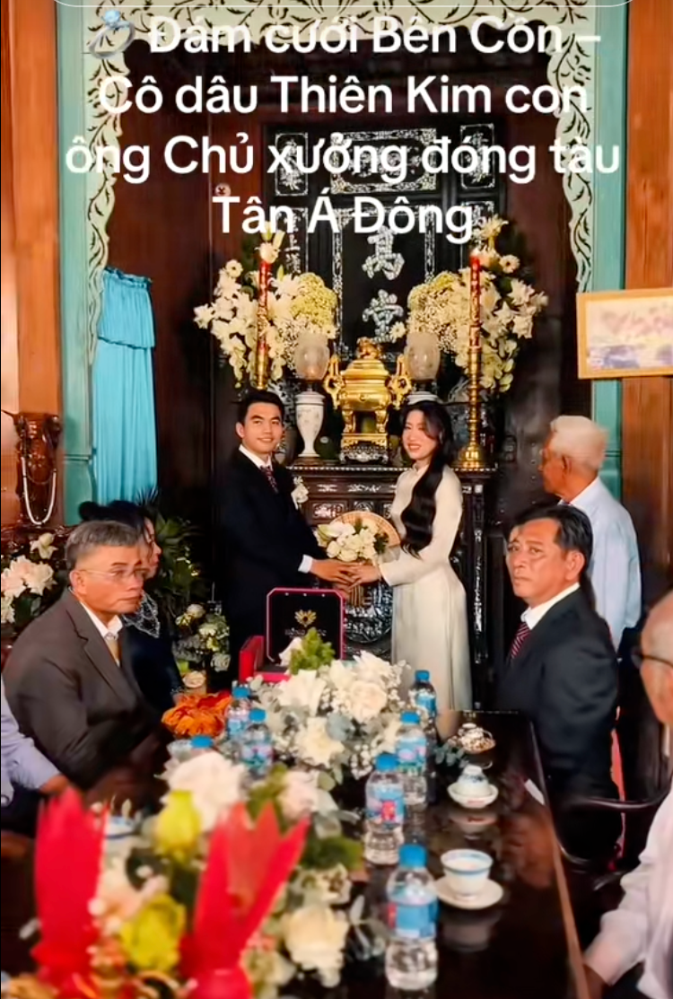 Lễ cưới của ái nữ "ông trùm" đóng tàu Tiền Giang: Không gian tiệc rộng lớn nhưng tư gia nhà gái mới là điểm nhấn- Ảnh 7.