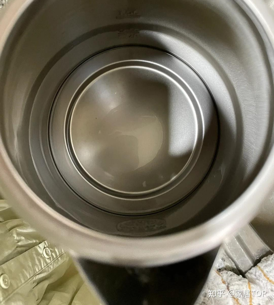 Tôi vô cùng kinh ngạc trước khả năng dọn dẹp nhà cửa của người phụ nữ 59 tuổi! Sau 20 năm, nhà vẫn sạch bong kin kít - Ảnh 5.