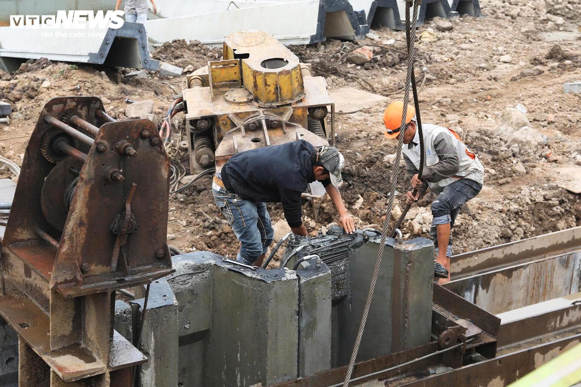 Toàn cảnh công trình cải tạo hạ lưu sông Kim Ngưu gần 700 tỷ đồng sắp cán đích- Ảnh 8.