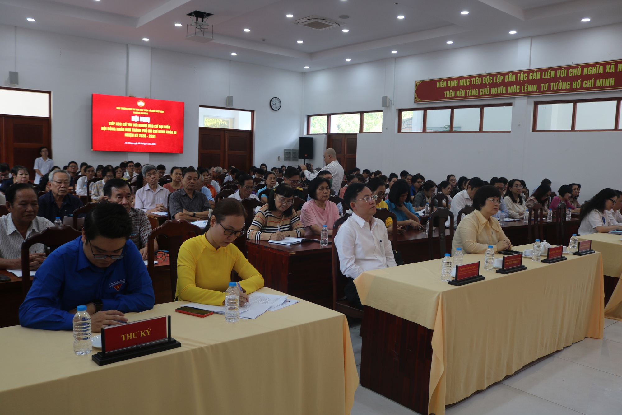 - Ảnh 1. - Ảnh 1.