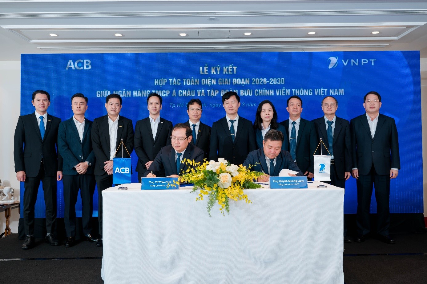 ACB và VNPT hợp tác toàn diện, mở rộng hệ sinh thái tài chính – công nghệ, thúc đẩy chuyển đổi số - Ảnh 1.