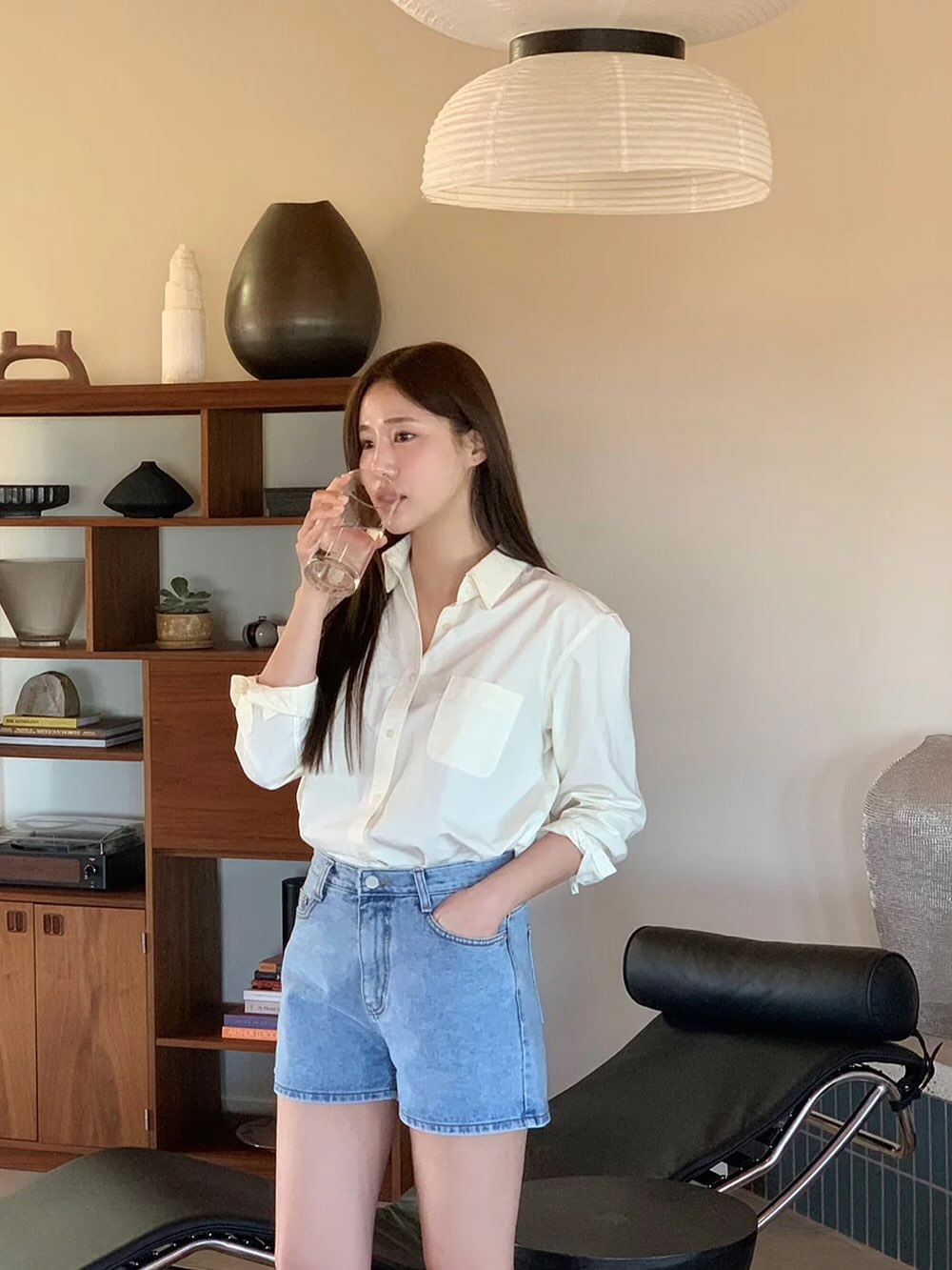 4 Mẫu áo sơ mi hack tuổi hoàn hảo cho phong cách công sở thanh lịch 2026 - Ảnh 6.