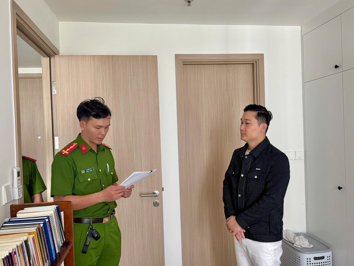 Công an TPHCM bắt tạm giam bộ sậu điều hành sàn tiền ảo Wedex- Ảnh 1.