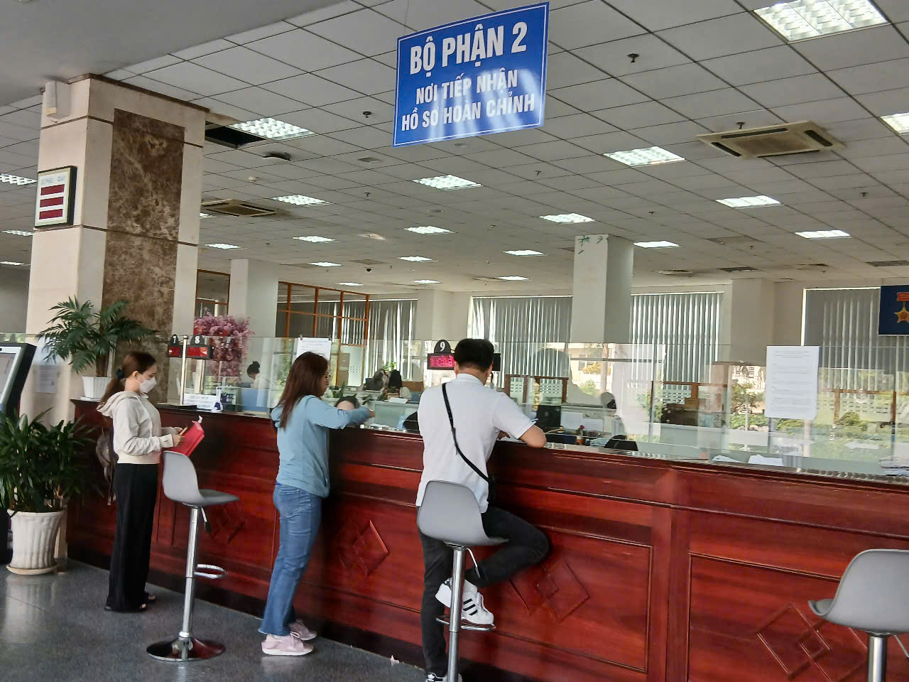 Hướng dẫn tra cứu thông tin cấm xuất cảnh vì nợ thuế tại TPHCM năm 2026 - Ảnh 1.