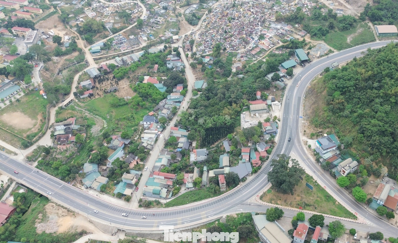 Diện mạo tuyến giao thông mới hoàn thành tại cửa ngõ Tây Bắc- Ảnh 9.