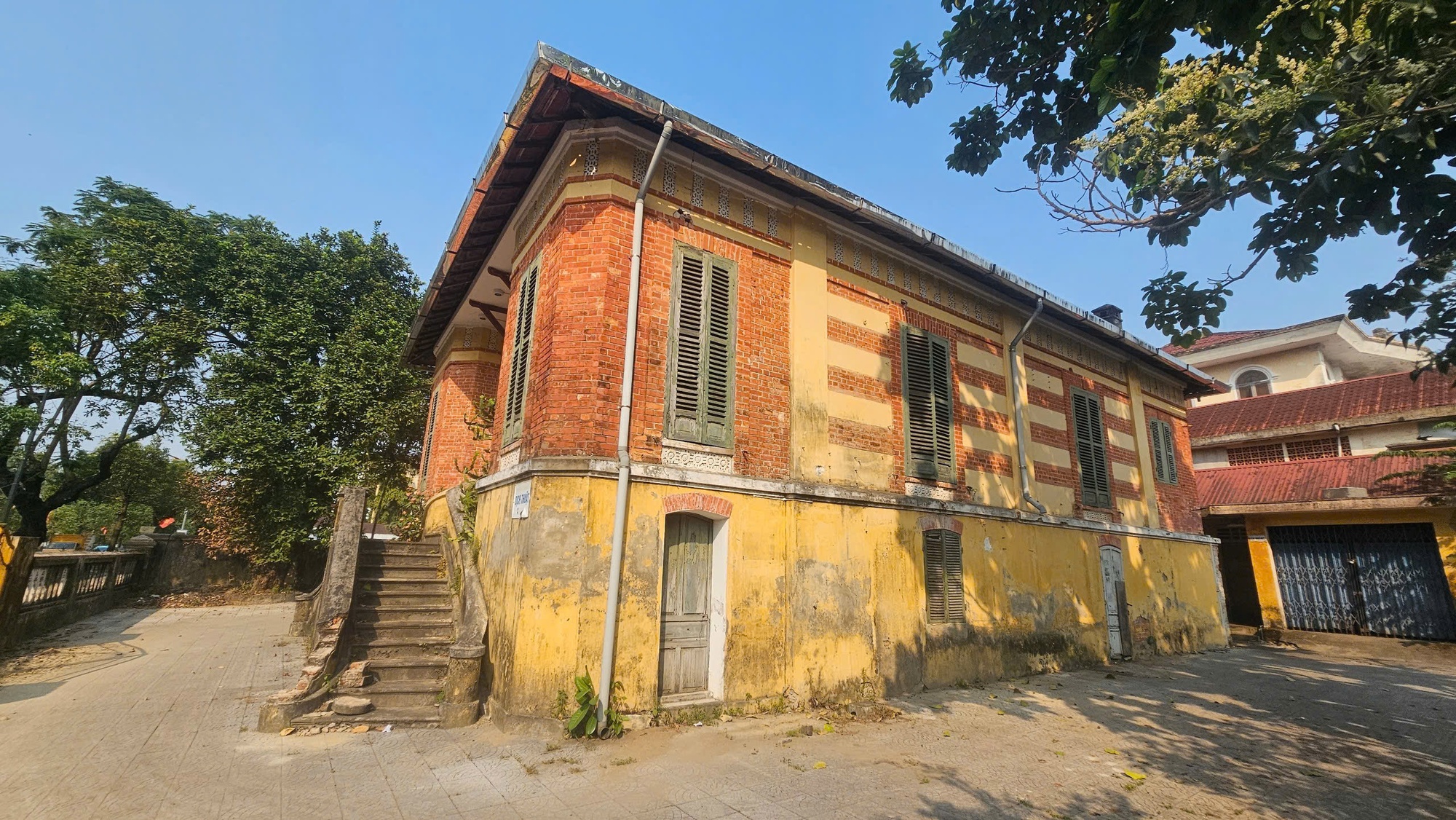 Không thể nhờ "thần đèn" di dời, biệt thự cổ 26 Lê Lợi sẽ bị đập bỏ - Ảnh 1.