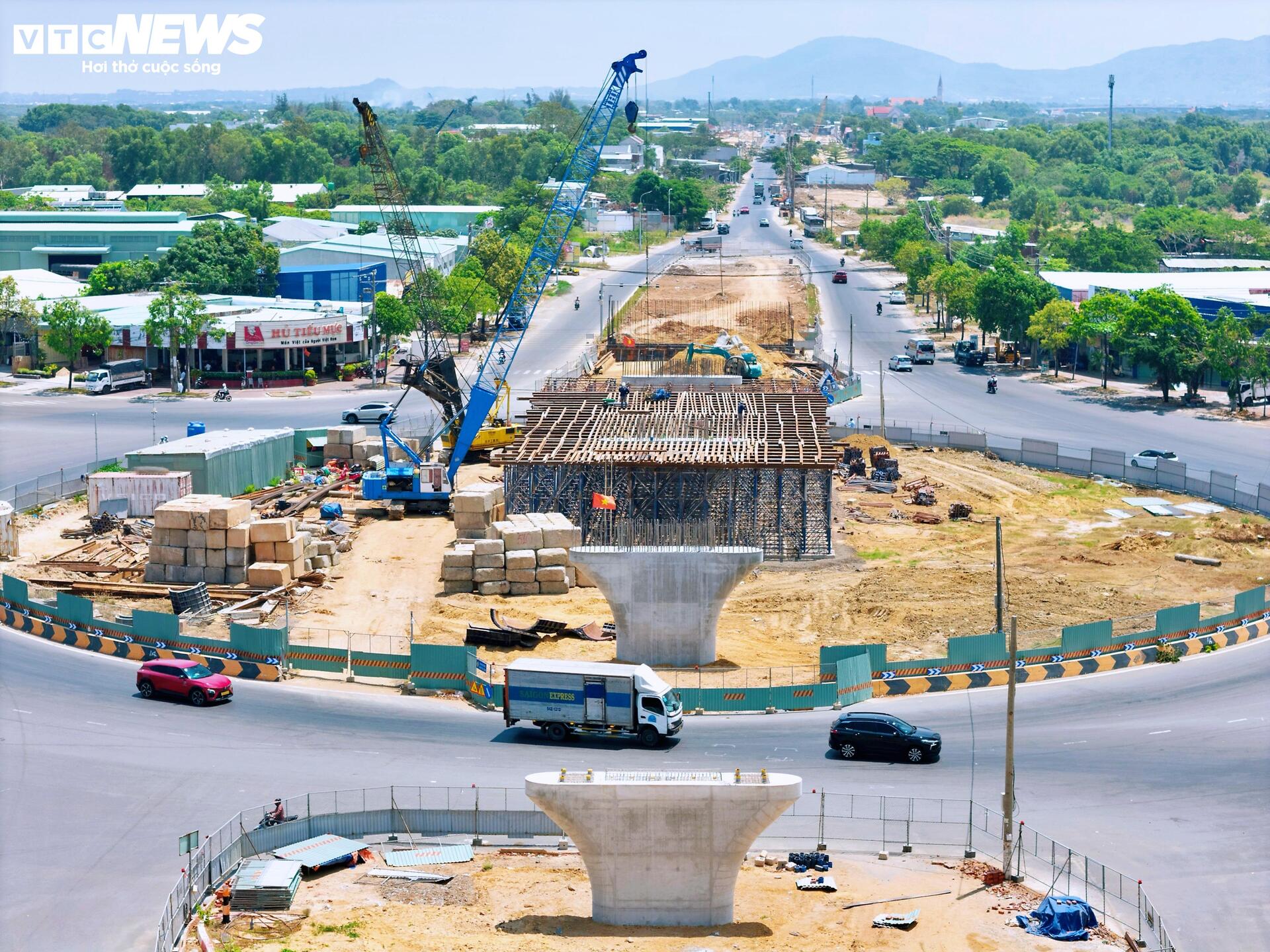 Đường nối ra biển đẹp nhất TP.HCM trước ngày mở rộng 8 làn xe- Ảnh 12.