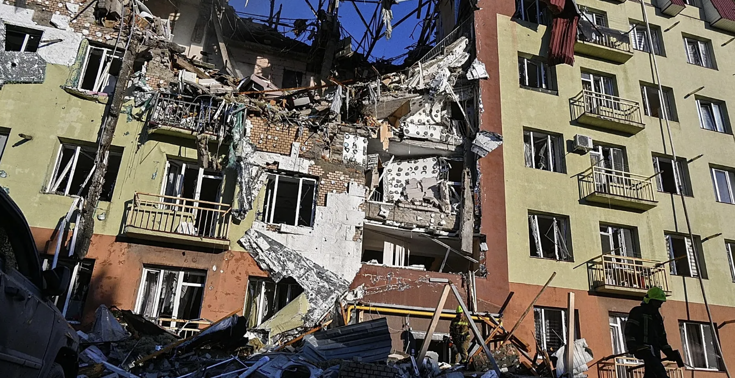 Lý do đằng sau lệnh ngừng bắn 32 giờ giữa giữa Nga và Ukraine - Ảnh 1.