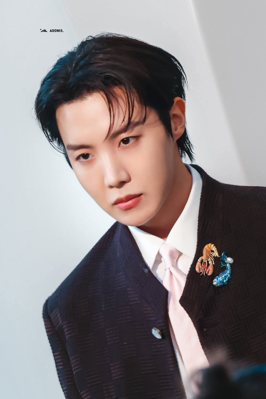 Nam nghệ sĩ đang càn quét MXH chỉ bằng 15 giây: Cỗ máy nhảy nổi tiếng toàn cầu, tài sản bạc tỷ nghe mà kinh ngạc- Ảnh 10.