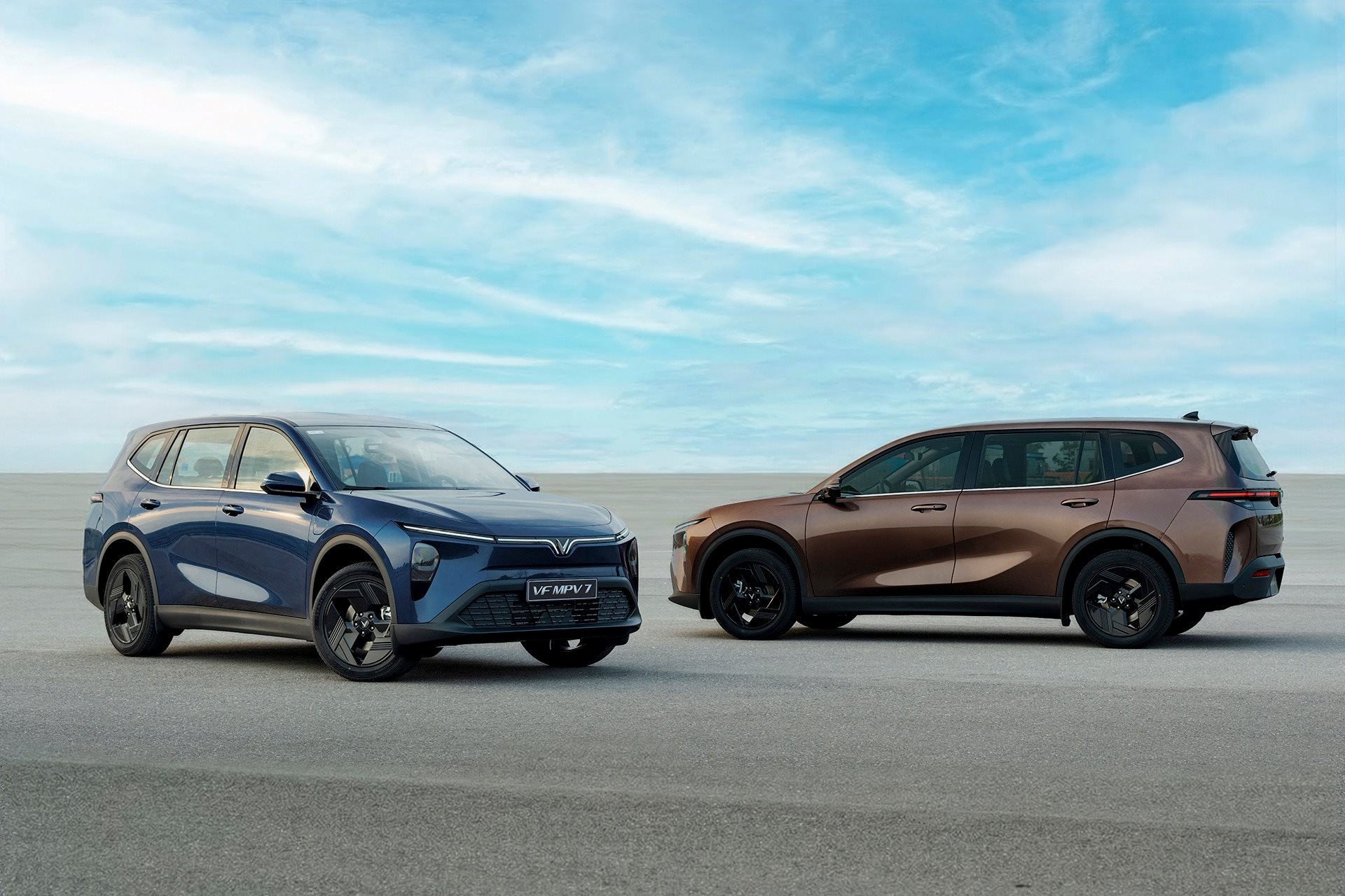 Hãng xe của tỷ phú Phạm Nhật Vượng tiếp tục phủ bóng thị trường: 27.600 xe điện bán ra trong tháng 3 - Ảnh 1.