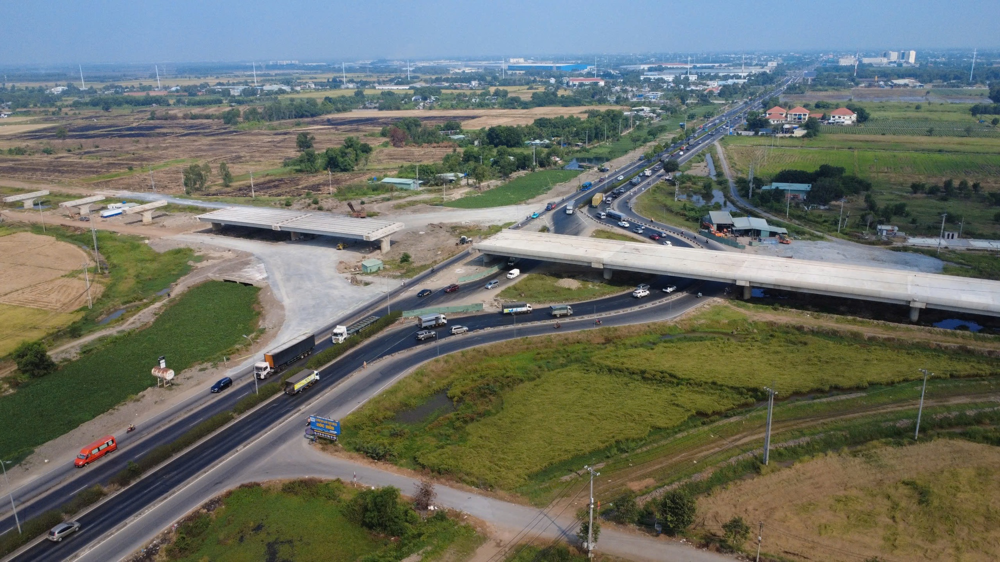 - Ảnh 2. - Ảnh 2.