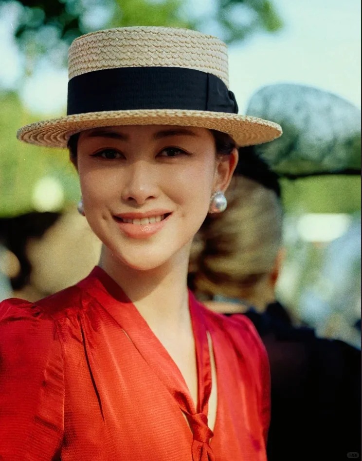 Bí quyết phong cách Chu Châu với ngọc trai: Sang trọng và tinh tế không cần hàng hiệu - Ảnh 3.