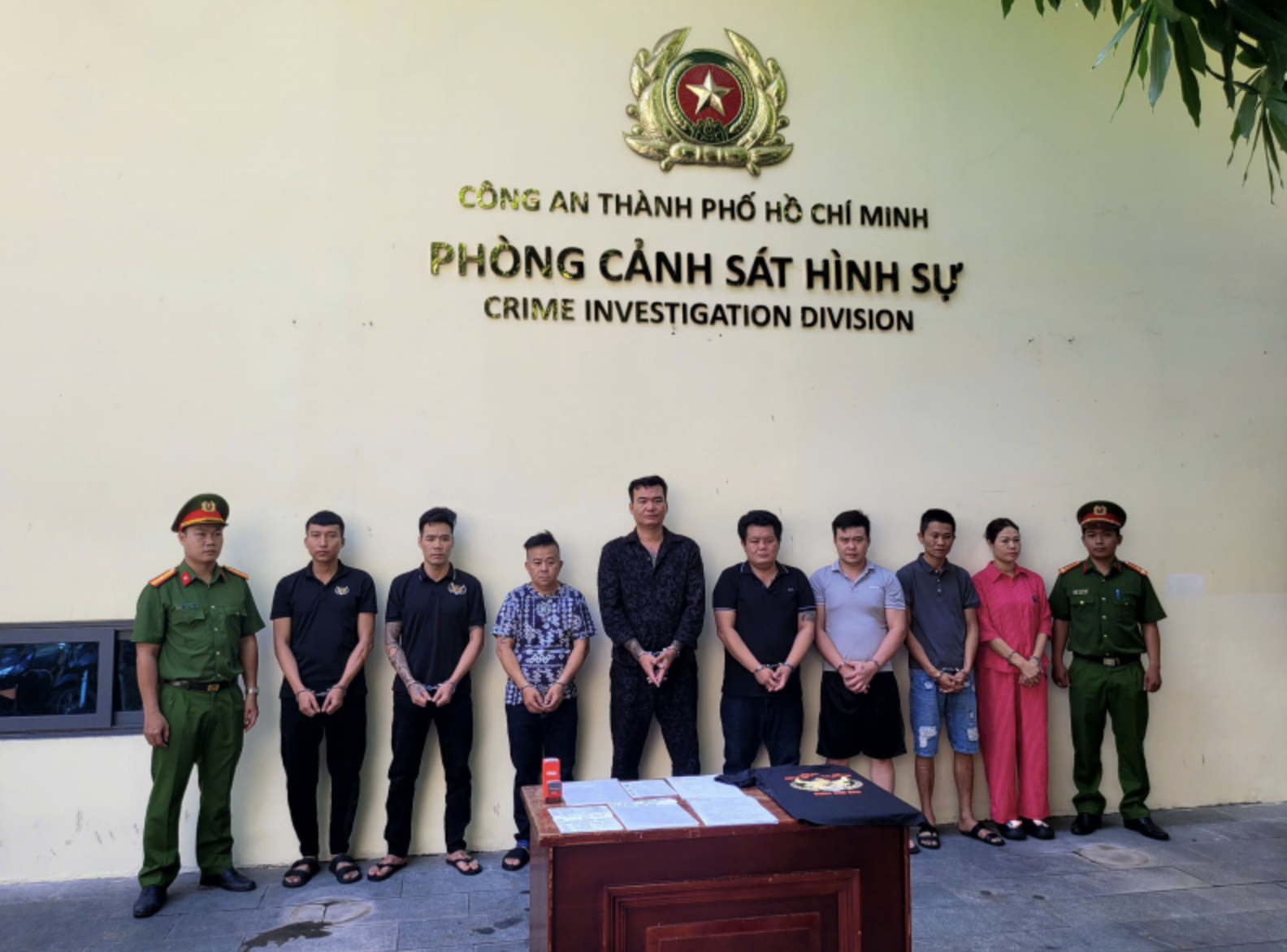 Bắt giám đốc công ty mua bán nợ “có tiếng” tại TP.HCM- Ảnh 2.