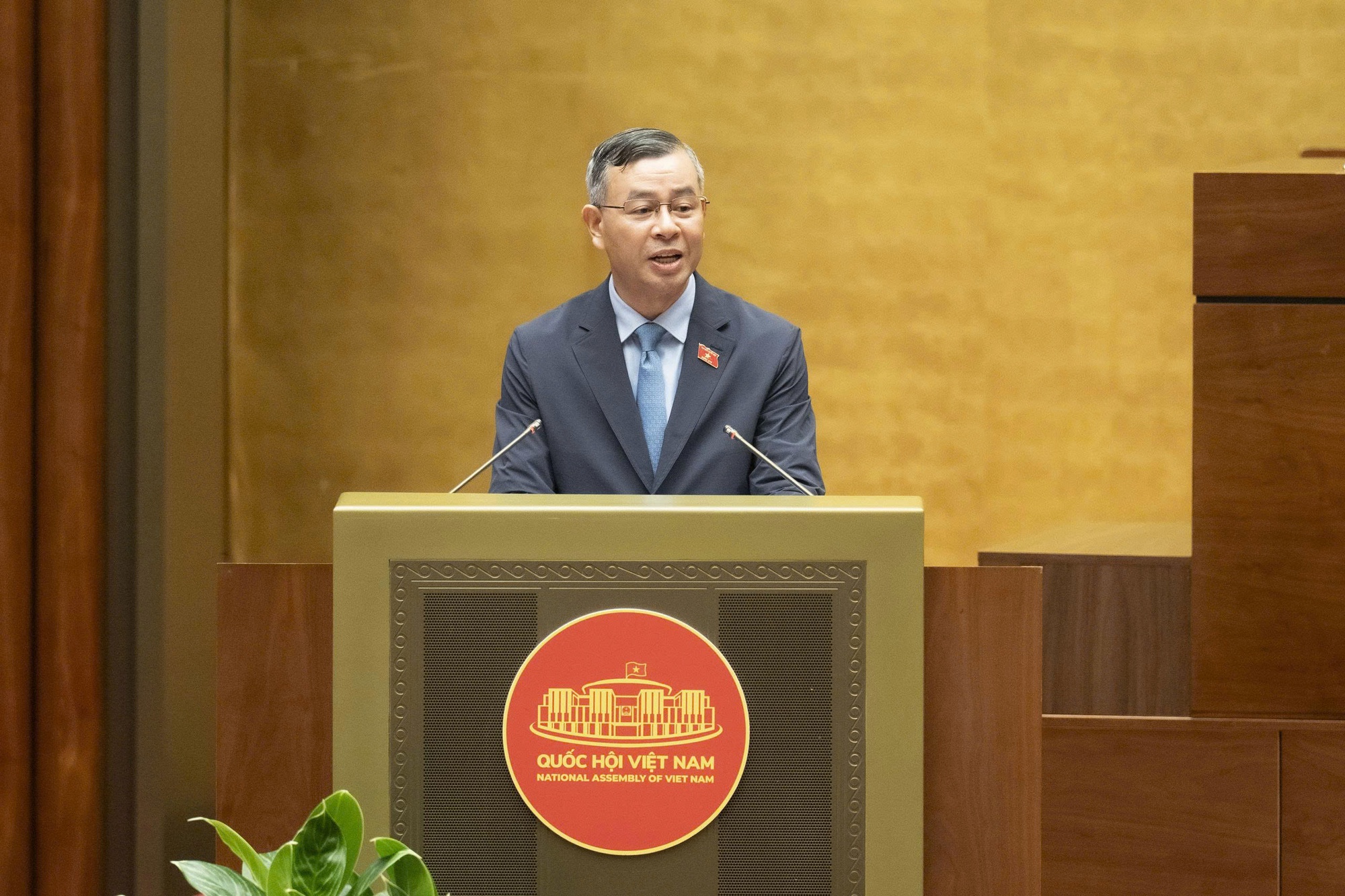 Khẩn trương hoàn thiện dự thảo Nghị quyết về thuế xăng dầu và nhiên liệu bay, trình Quốc hội thông qua vào sáng 12/4- Ảnh 7.