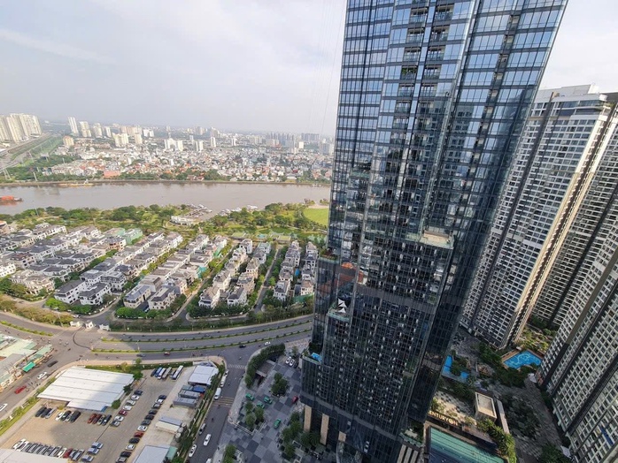 Vingroup niêm yết 350 triệu USD trái phiếu lên sàn chứng khoán  Áo - Ảnh 1.