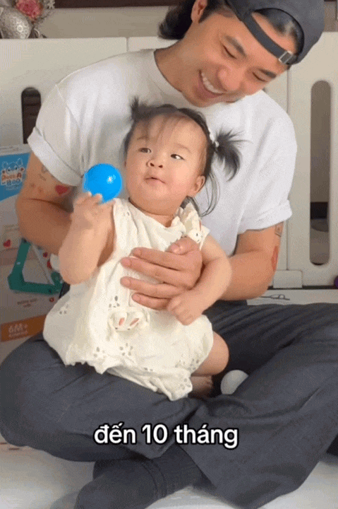 Từ ở cữ 60 triệu đến thuê bảo mẫu 50 triệu/tháng: ái nữ Xuân Hinh gây chú ý với cách nuôi con "chịu chi" - Ảnh 11.