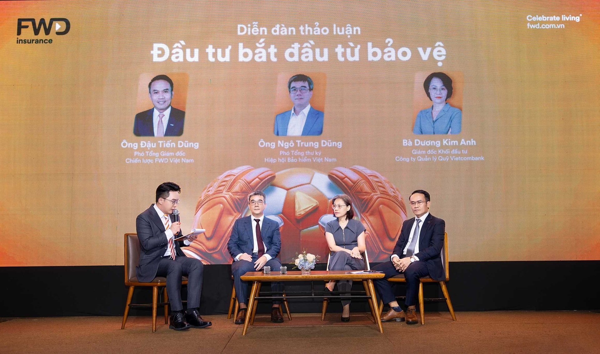 Lãi ròng tăng 6 lần dưới thời CEO gốc Việt, đế chế bảo hiểm của gia đình tỷ phú Lý Gia Thành "tung chiêu" mới tại Việt Nam- Ảnh 2.