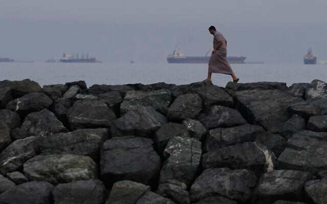 Tổng thống Donald Trump nói Iran đang “thua to” - Ảnh 1.