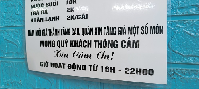Suất ăn sáng dưới 20.000 đồng đang dần biến mất?- Ảnh 1. Suất ăn sáng dưới 20.000 đồng đang dần biến mất?- Ảnh 1.