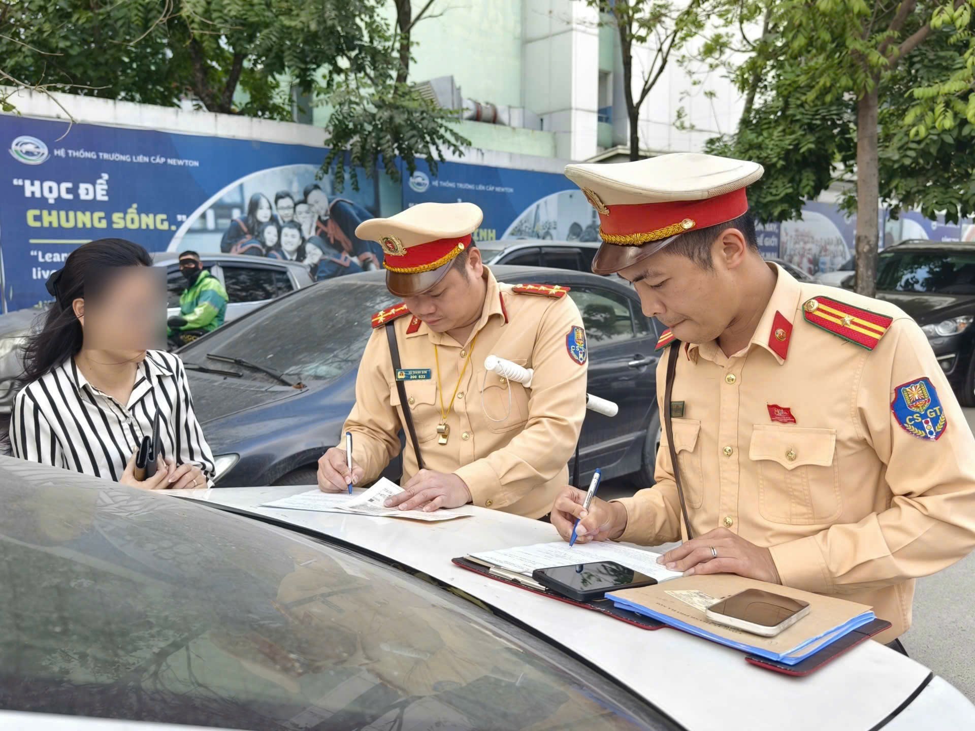 Mới: Cảnh sát Giao thông được đề xuất thêm quyền xử phạt với loạt hành vi nào?- Ảnh 2.