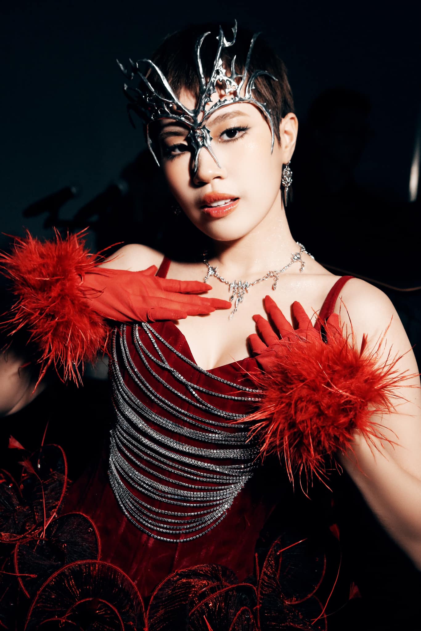 Ca khúc Việt Nam đầu tiên đạt 50 triệu stream của Spotify, hot toàn cầu khiến mỹ nhân trăm tỷ đổi đời- Ảnh 1.