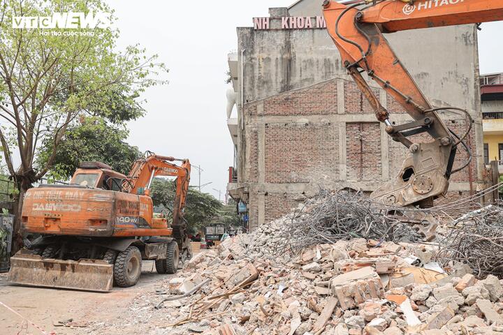 Hà Nội xây 'siêu cầu' hơn 20.000 tỷ đồng, người dân gấp rút dỡ nhà trả mặt bằng- Ảnh 3.