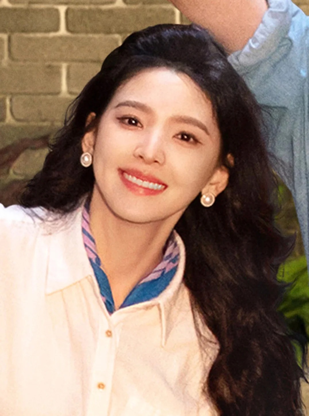 "Thần tiên tỷ tỷ" thế hệ mới khởi xướng xu hướng diện ngọc trai: Muốn sang cần phải khéo!- Ảnh 4.