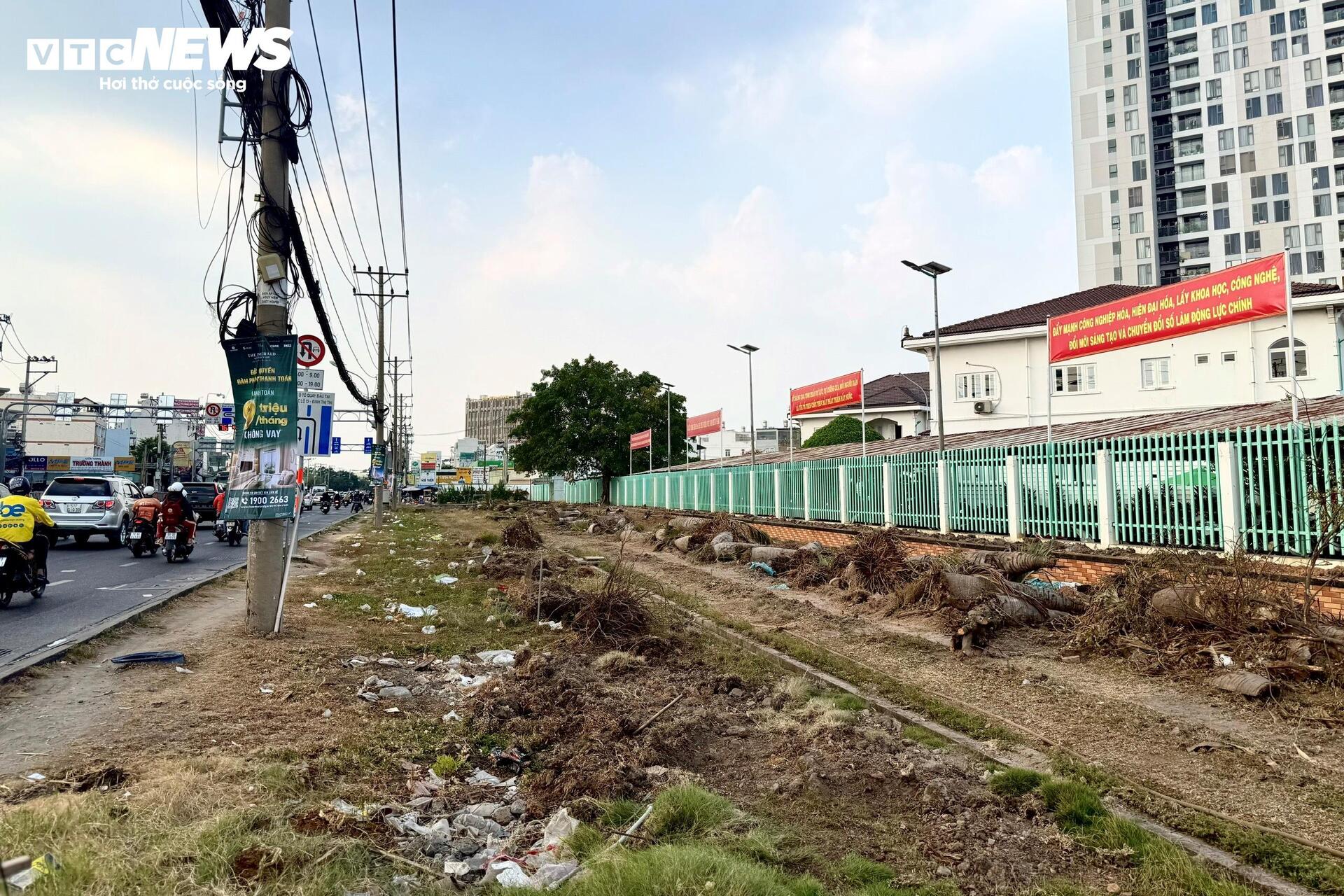 Người dân TP.HCM dỡ nhà, giao mặt bằng làm dự án Quốc lộ 13 mở rộng- Ảnh 18.