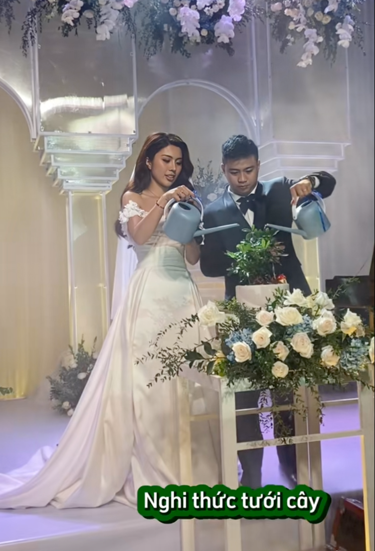 Nghi thức độc lạ trong lễ cưới của đại thiếu gia Bạc Liêu: Vừa thiêng liêng vừa đậm bản sắc gia đình - Ảnh 13.