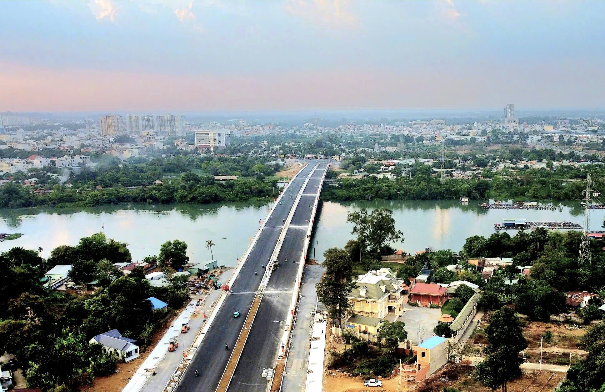 Kết luận quan trọng của Chủ tịch UBND tỉnh Đồng Nai về chuẩn bị thành lập thành phố Đồng Nai - Ảnh 1.