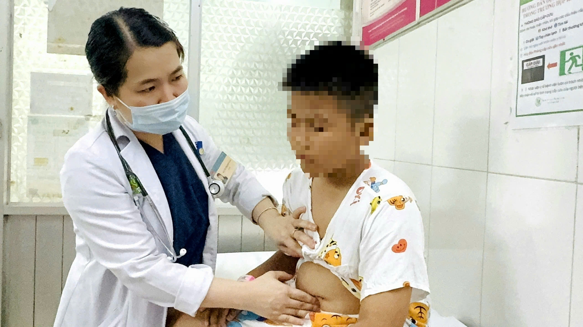 Sở Y tế TPHCM xác định tác nhân gây ngộ độc thực phẩm tại Trường Tiểu học Bình Quới Tây - Ảnh 1.