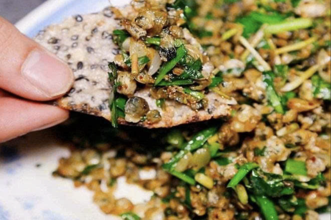 Hiện tượng lạ du lịch miền Trung: Tọa độ bí ẩn hút 80 vạn khách chỉ trong 3 tháng nhờ cảnh đẹp nguyên sơ mà chi phí rẻ giật mình!- Ảnh 10.