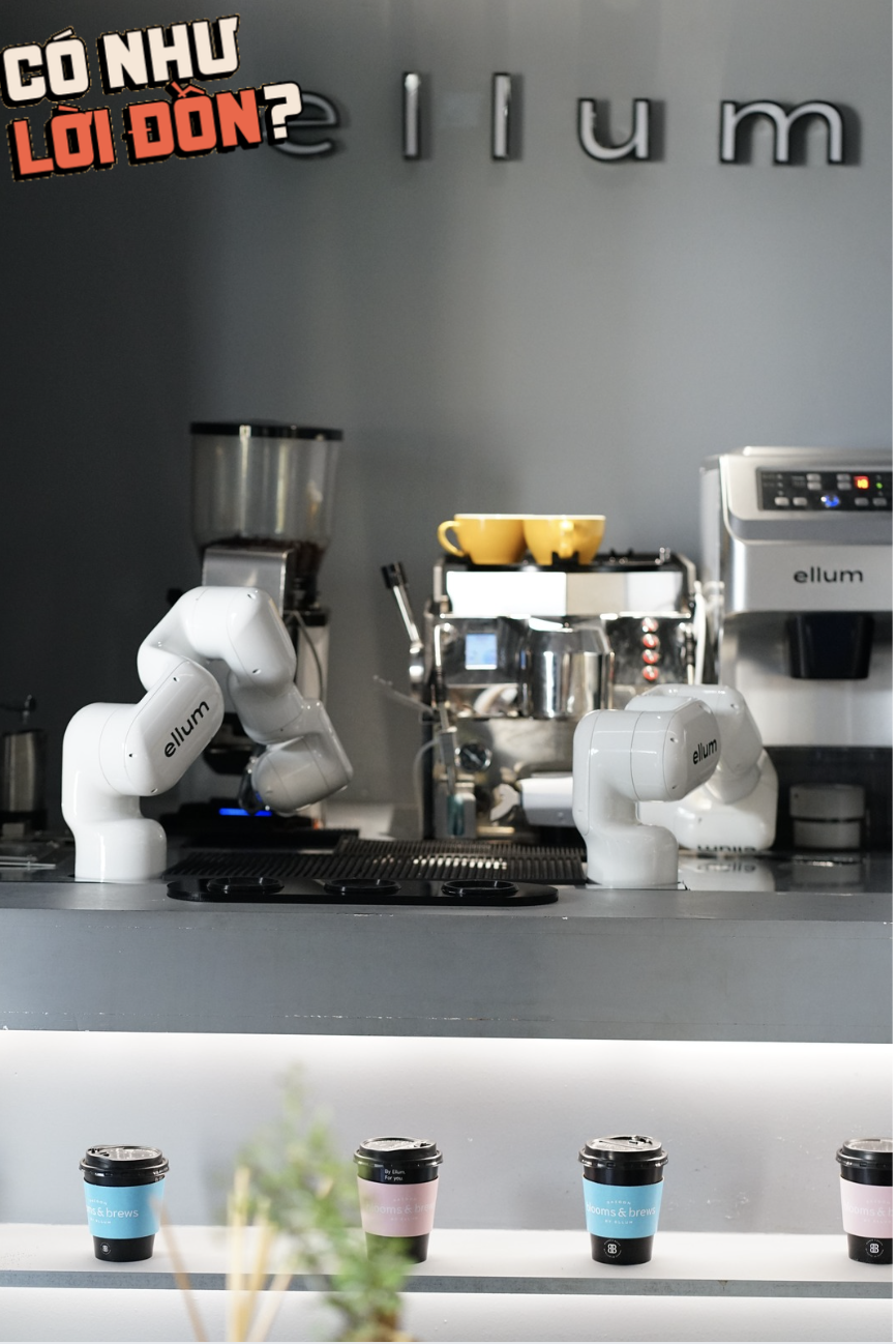 Quán cà phê "không người bán" đông nghịt ở TP.HCM: Khách chi 60.000 cho robot pha chế 2 phút, tự mua hoa qua camera AI- Ảnh 1.
