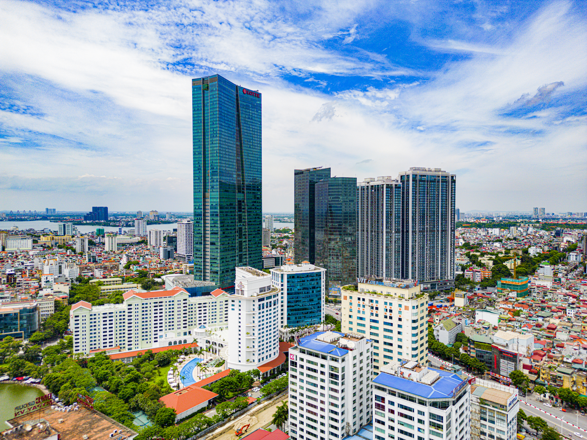 Lãi suất neo cao, thị trường nhà ở bước vào giai đoạn “sàng lọc” chủ đầu tư- Ảnh 1.