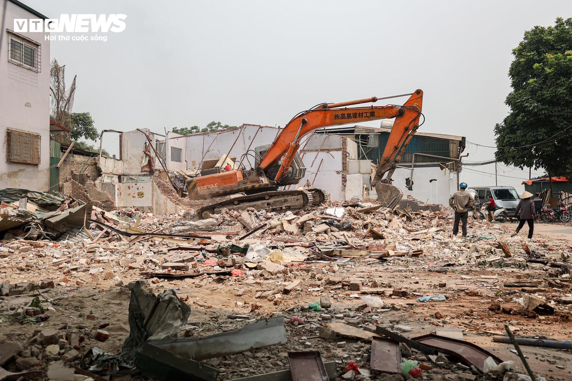 Đại công trường cầu Tứ Liên bắc qua sông Hồng sau gần 1 năm thi công- Ảnh 13.