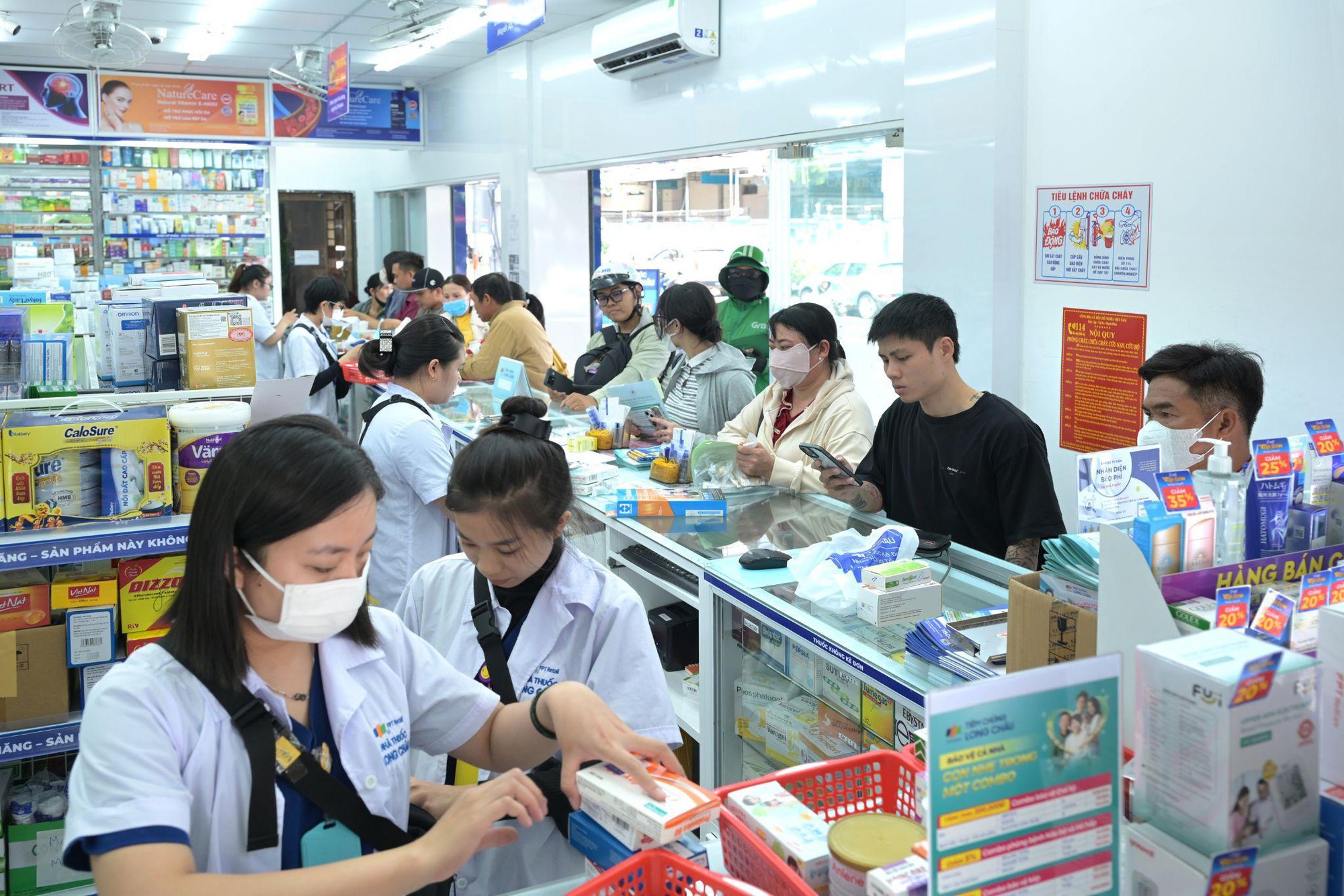 Long Châu hợp tác “xuyên lục địa”, tiên phong đưa thuốc hiếm về Việt Nam - Ảnh 2.