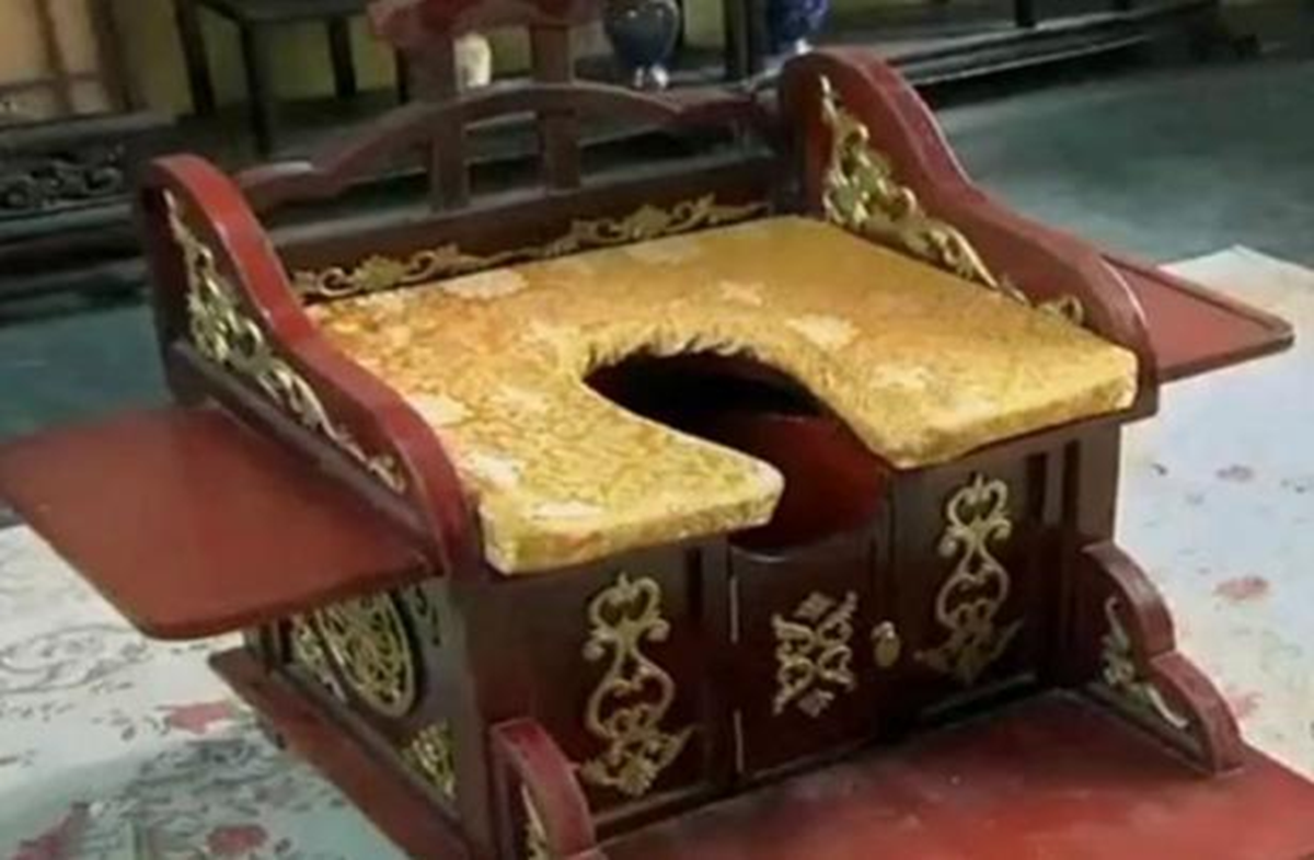 Bí ẩn Tử Cấm Thành: Có 9.999 căn phòng xa hoa nhưng “vắng bóng” nhà vệ sinh suốt hàng trăm năm - Ảnh 2.