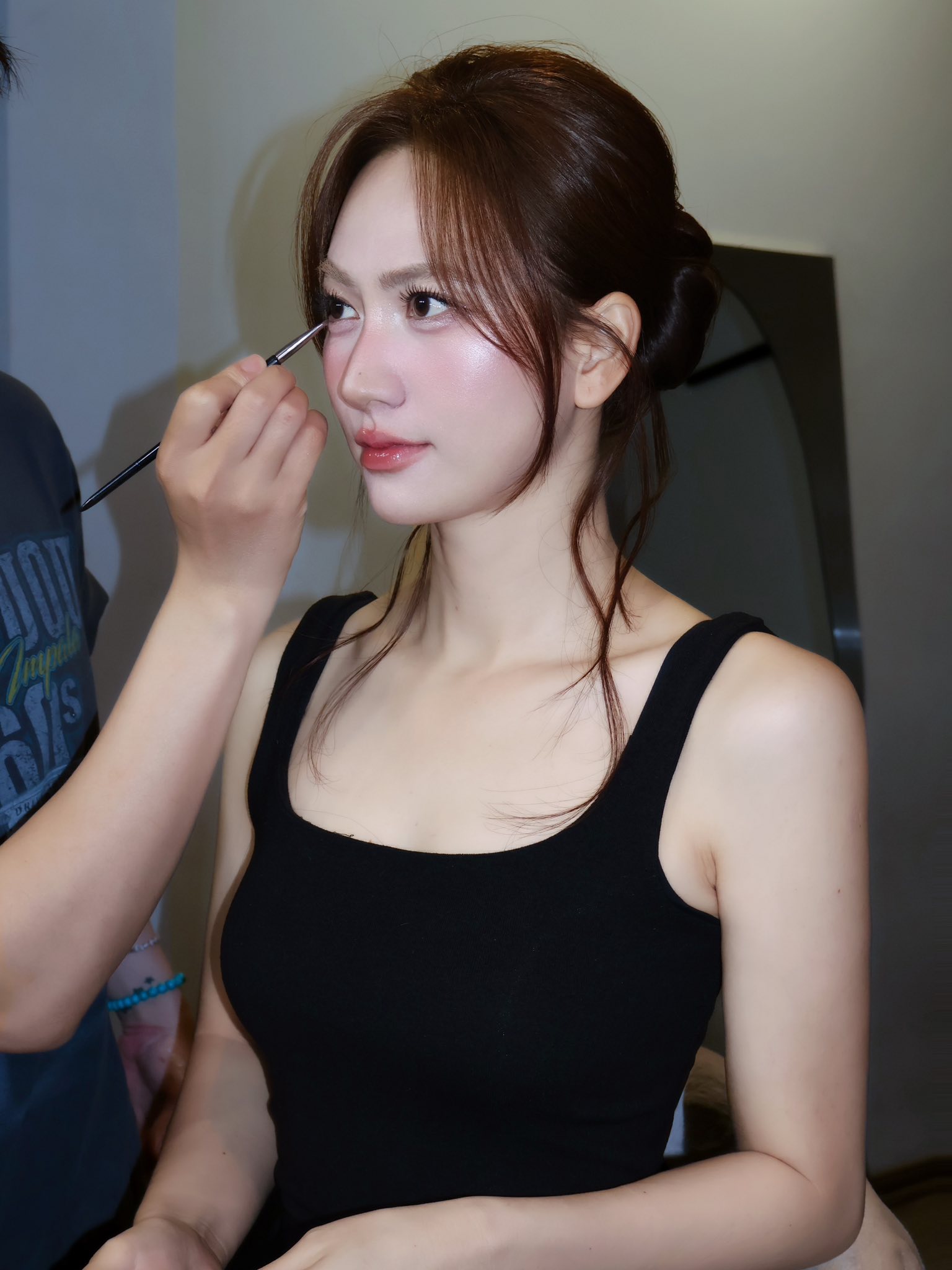 Việt Nam có nữ thần mặt mộc như gắn spotlight trên người, đẹp đến mức khiến Hoa hậu đứng chung suýt "tàng hình"- Ảnh 3. Việt Nam có nữ thần mặt mộc như gắn spotlight trên người, đẹp đến mức khiến Hoa hậu đứng chung suýt "tàng hình"- Ảnh 3.