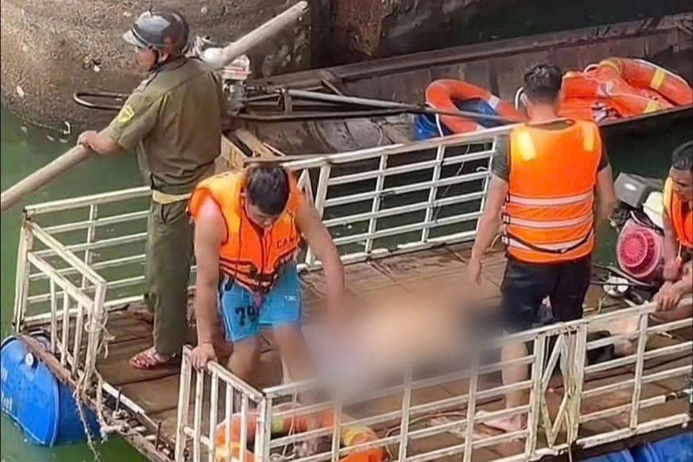 Vụ người đàn ông bỏ ô tô, nhảy xuống hồ thủy lợi tự tử: Gia đình tiết lộ chuyện buồn của nạn nhân- Ảnh 1.