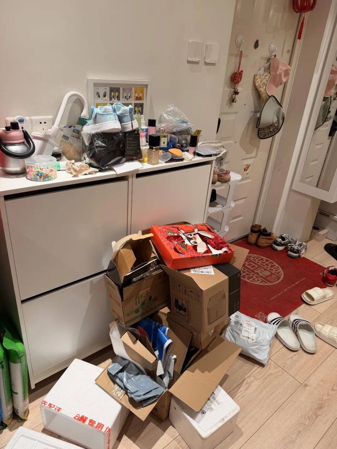 Mở cửa thấy 7 thứ này: Không chỉ xấu phong thủy mà còn ảnh hưởng trực tiếp đến chất lượng sống - Ảnh 3.