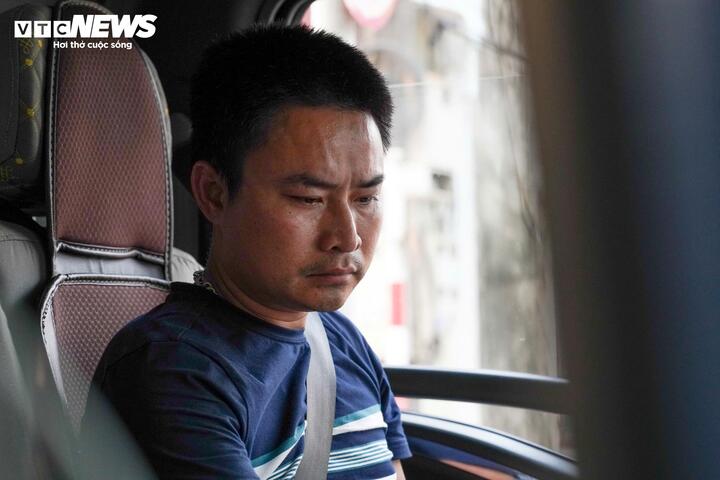 Cầu phao 30 năm tuổi ở Ninh Bình 'oằn mình' gánh tải chờ ngày được thay thế- Ảnh 9.