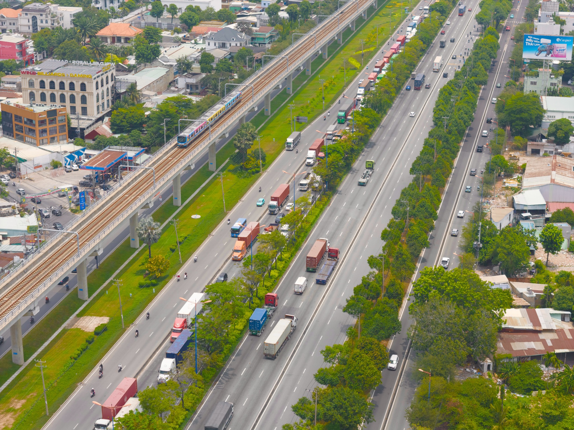 Cận cảnh đại lộ ở TPHCM sắp được rót 3.500 tỉ đồng nâng cấp- Ảnh 5. Cận cảnh đại lộ ở TPHCM sắp được rót 3.500 tỉ đồng nâng cấp- Ảnh 5.