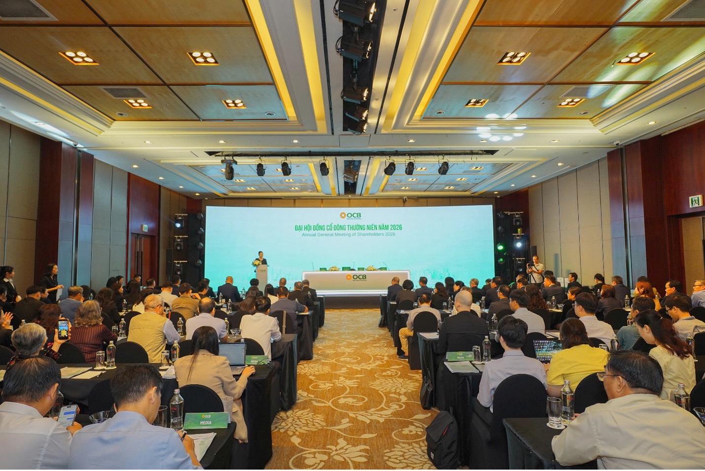 Chủ tịch OCB lý giải giá cổ phiếu OCB thấp nhưng có tiềm năng tăng trưởng trong 2026 - Ảnh 3.