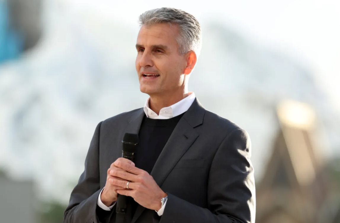 Một công ty giải trí nổi tiếng thông báo sa thải 1.000 nhân sự- Ảnh 2.