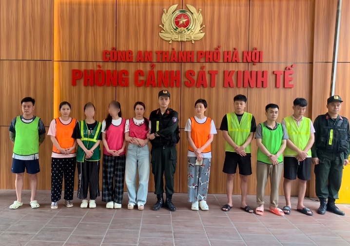 Công an tìm người vay tiền của 9 đối tượng sau - Ảnh 1.