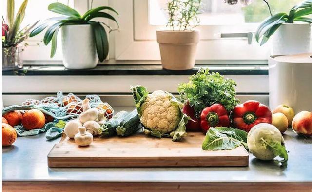 Công thức trường thọ mới nhất được tiết lộ: Làm 3 việc mỗi ngày có thể kéo dài tuổi thọ gần 10 năm- Ảnh 2.